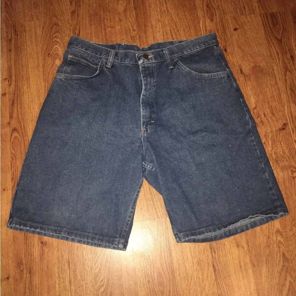 Wrangler Relaxed Fit Denim Blue Jean Shorts Size 36 Jorts